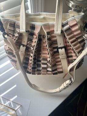 ⭐️🔥RARE Burberry Runway Prorsum "Lowry" Cartridge Pleat Tote Authentic